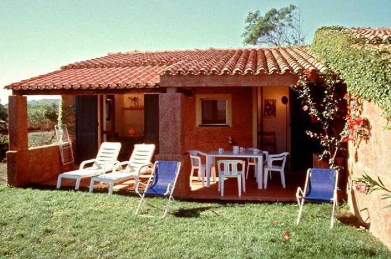 Residence Baia Salinedda Capo Coda Cavallo Buitenkant foto